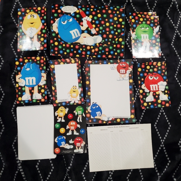 m&m's Vintage Stationary - Picture 1 of 4